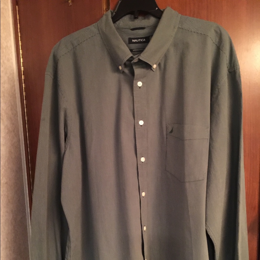 Men's Nautica XXL Long Sleeve Shirt.